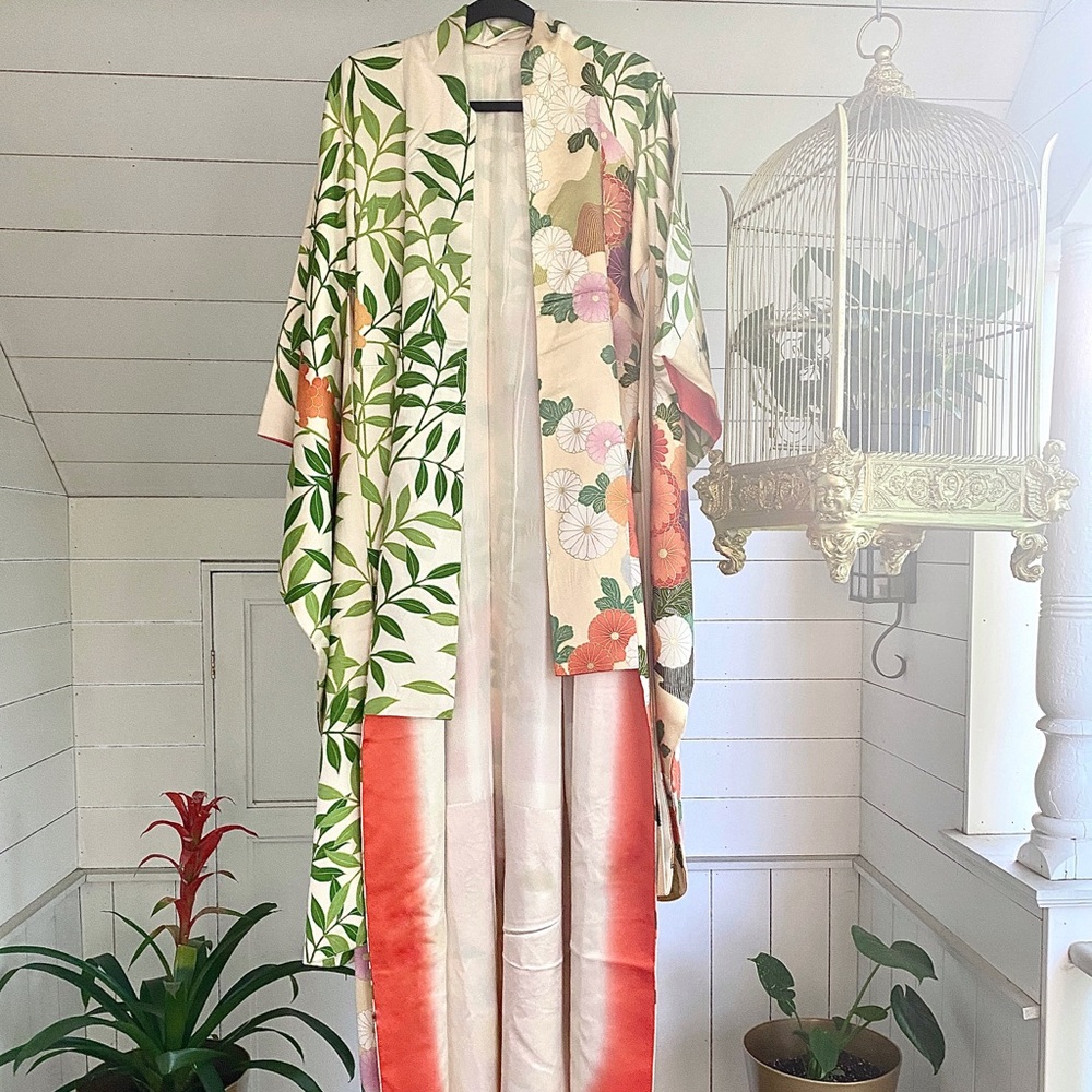 Gorgeous embroidered silk kimono